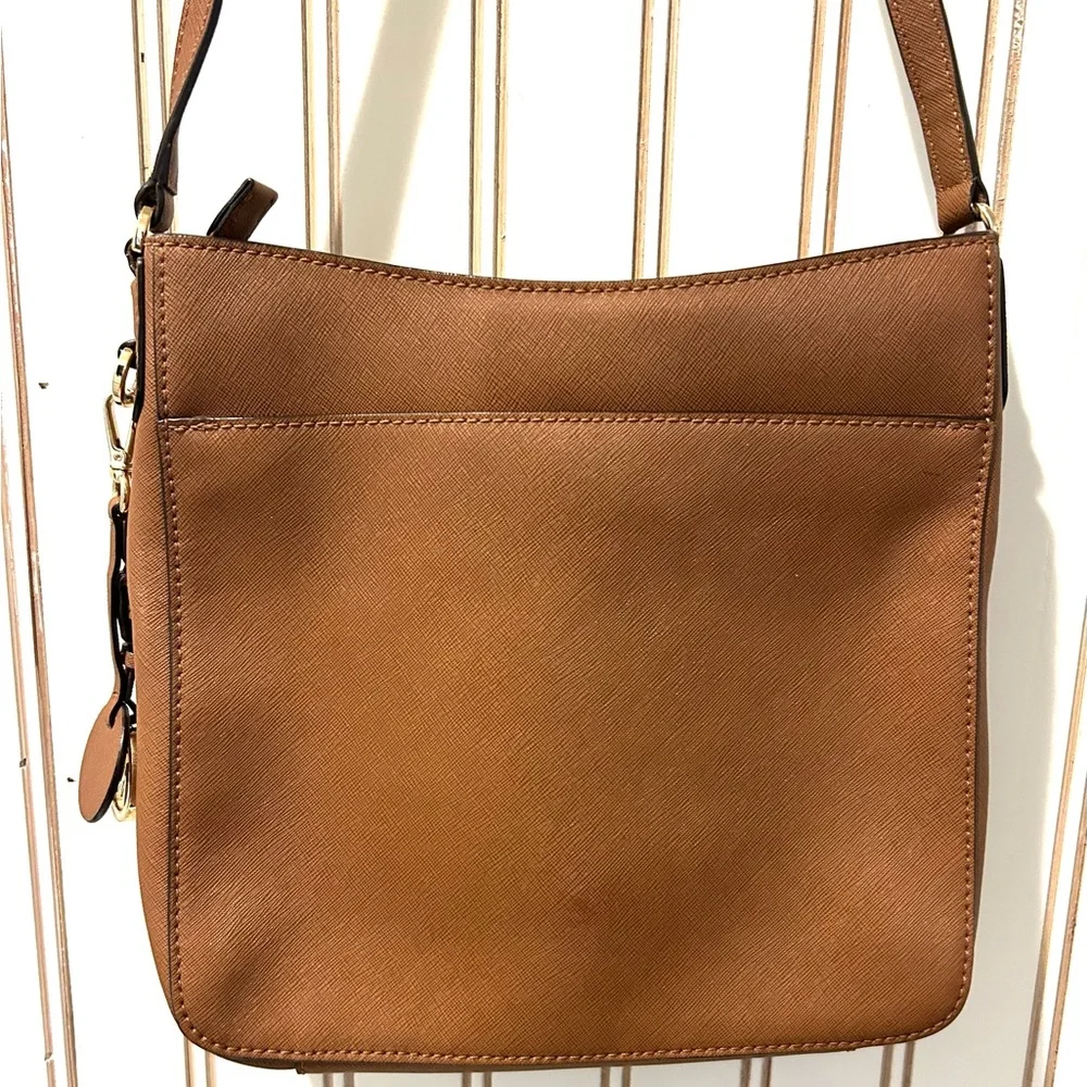 Michael Kors Brown leather purse - Picture 3 of 14
